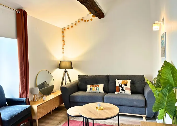 La Marne #11- Centre Apartment *